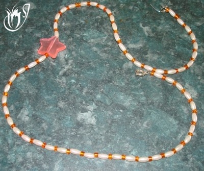 Simple beaded necklace